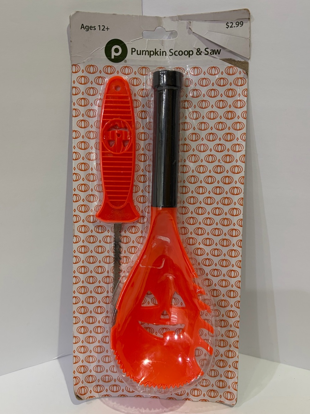 Publix 2 Piece Halloween Pumpkin Scoop & Saw Kit 2012
